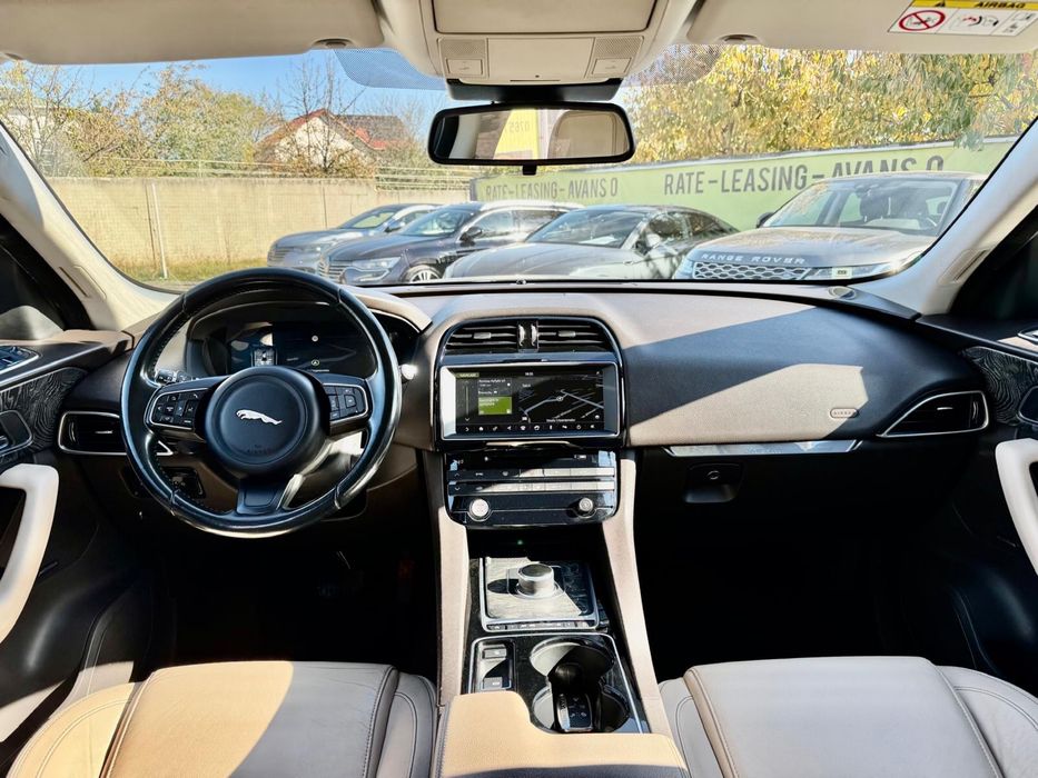 Jaguar F-Pace Automat Diesel 180 CP Ceasuri Digitale. Navigatie Mare