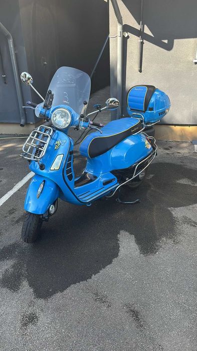Vespa GTS 300 Super Sport 2010