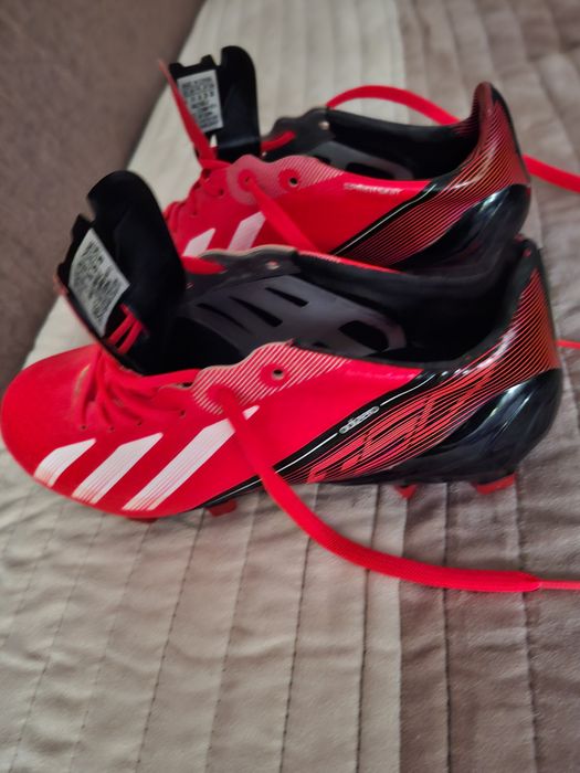 Vând Ghete de fotbal Adidas F50