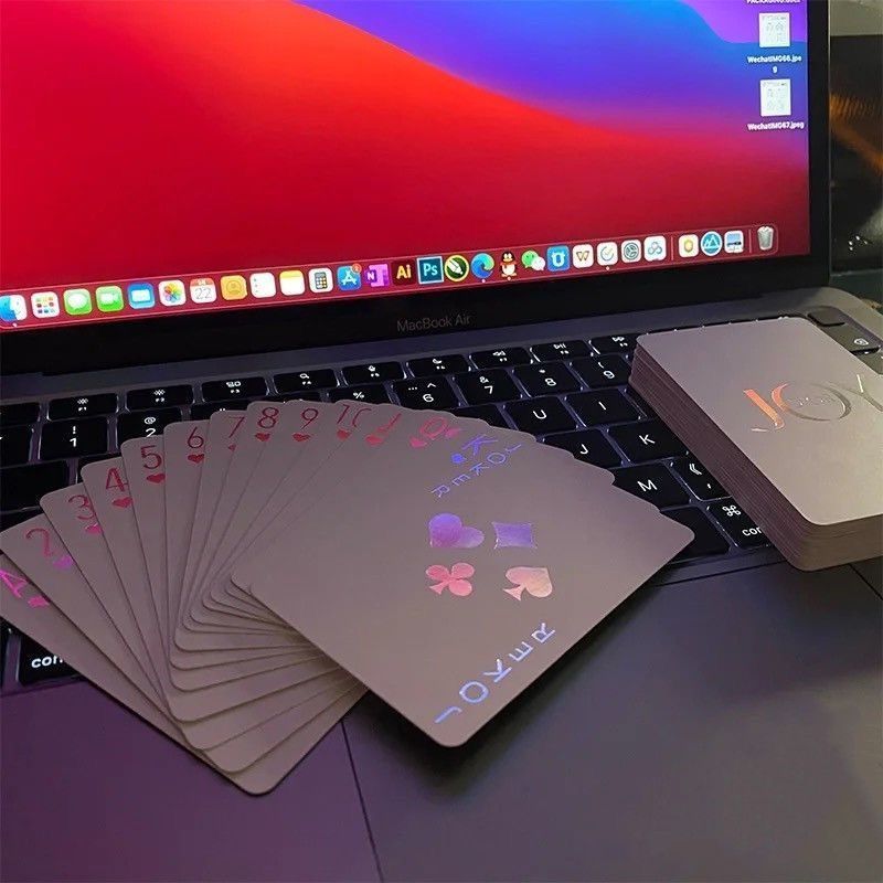 Игральные карты пластиковые