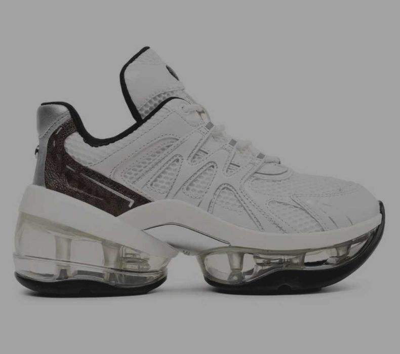 Чисто нови обувки michael kors