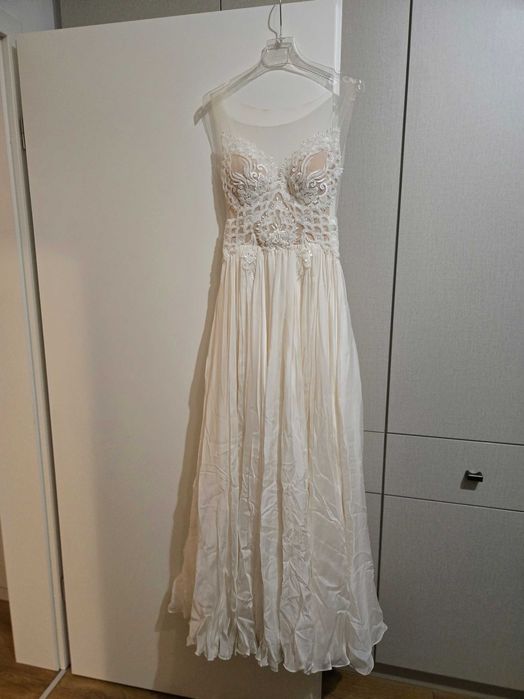 Vand rochie mireasa Natalia Vasiliev