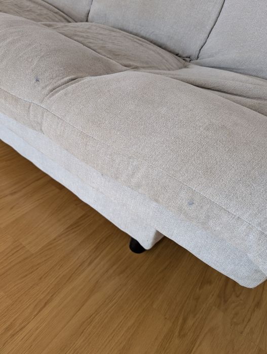 Canapea extensibila cu lada de depozitare