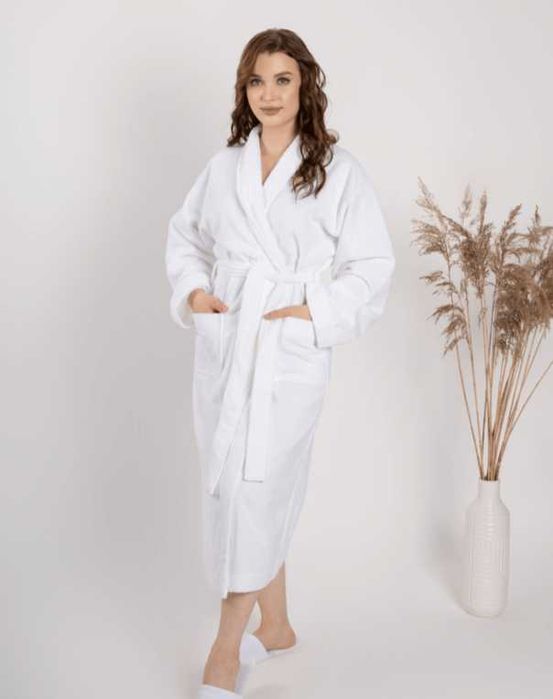 Махровый халат для гостиниц