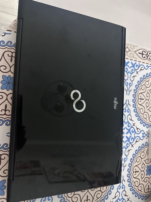 Ноутбук Fujitsu Lifebook, AH532