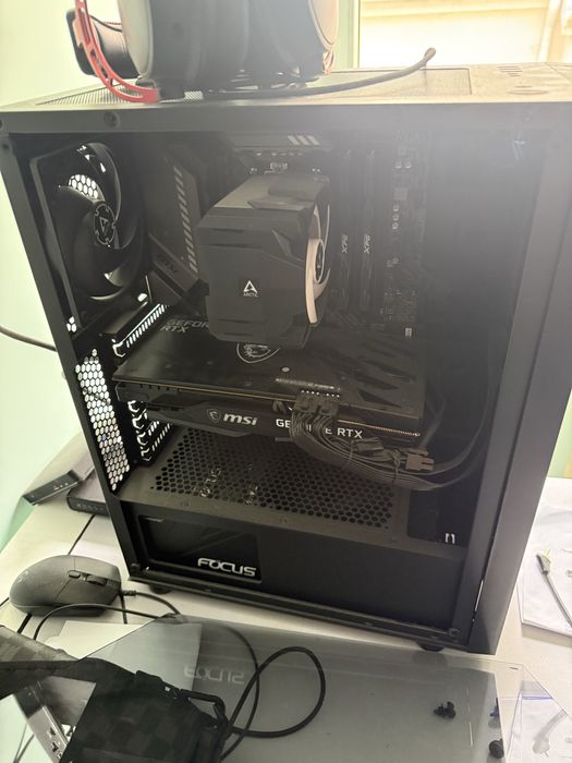 Компютър r5 5600x msi 3060