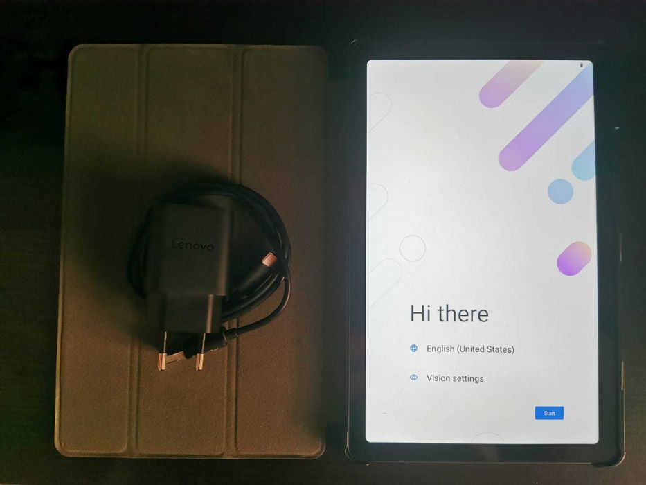 Tableta Lenovo Tab M9 - utilizat - cu husa si folie protectoare