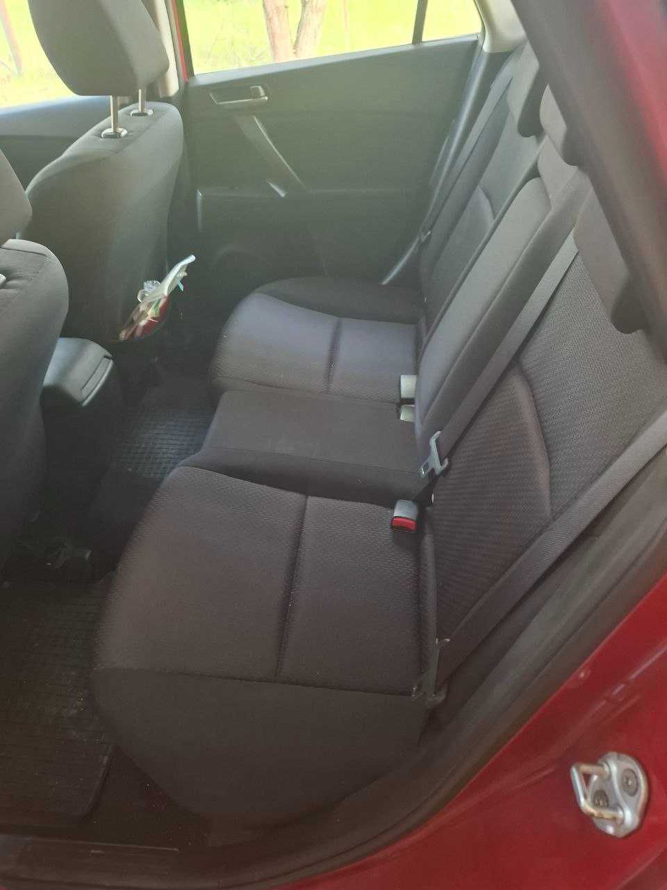 Vand Mazda 3 1,6, benzina