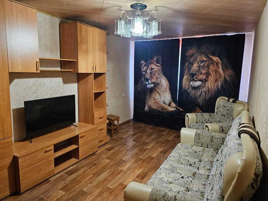 Улучшенная 1 комнатная квартира на 11 А с мебелью и техникой ))