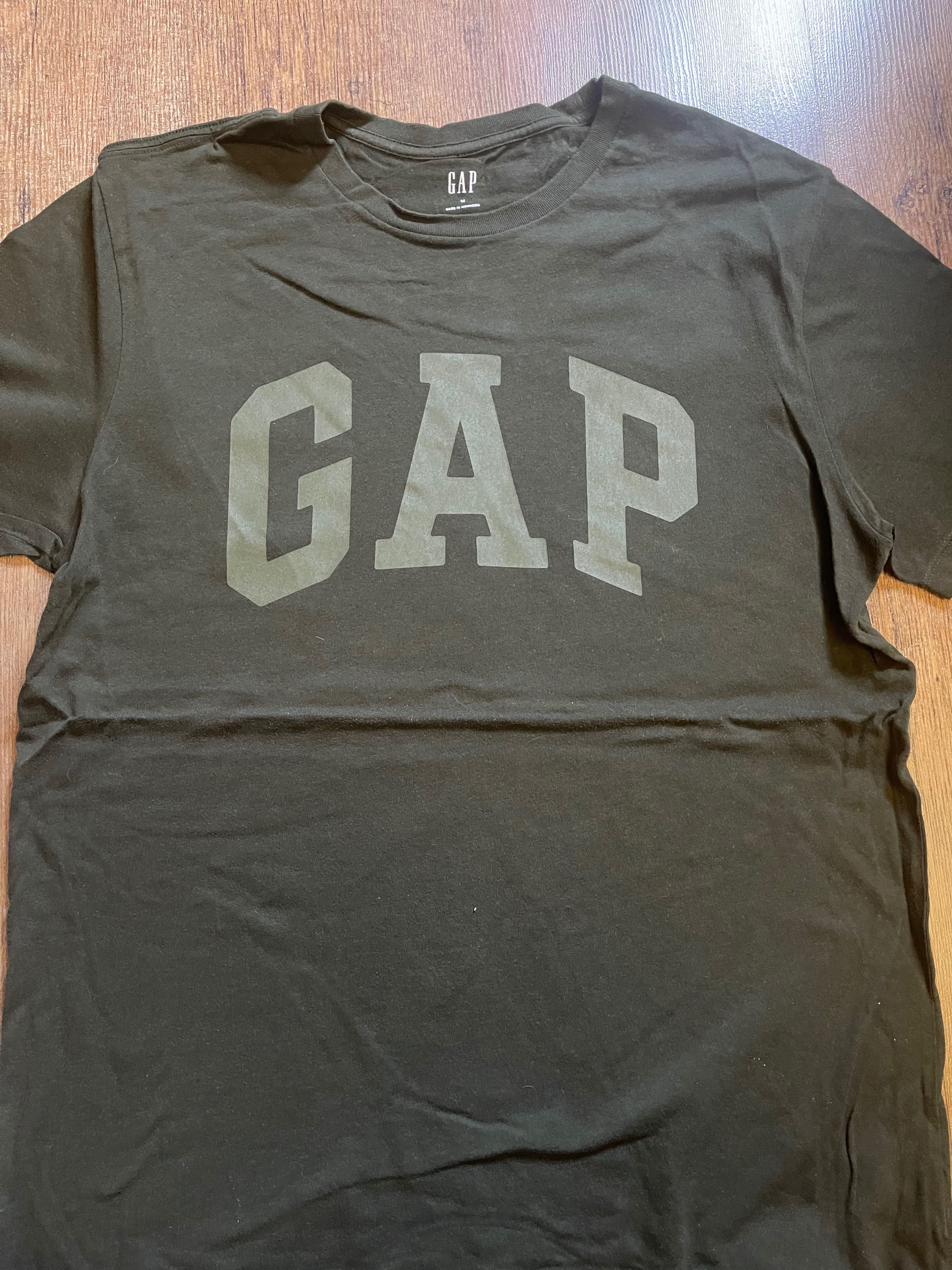 Тениска GAP - М размер