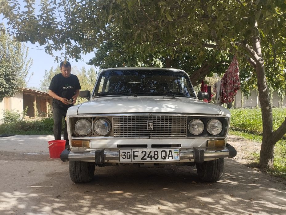 Jiguli Vaz 21 06 sotiladi