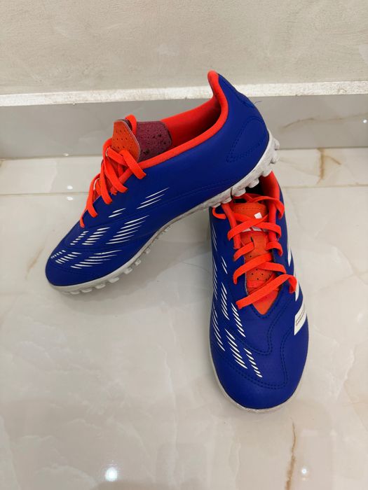 Детски футболни стоножки Adidas Predator