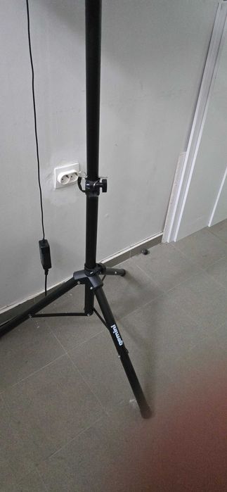 Gemini GSW-T1500PK водоустойчива тонколона със стойка и микрофон