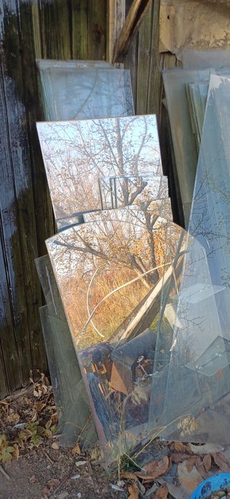 Отдам стёкла бесплатно