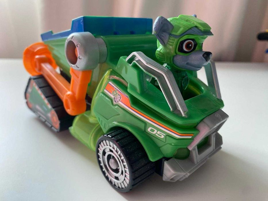Camion de reciclare si figurina Rocky - Paw Patrol The mighty movie