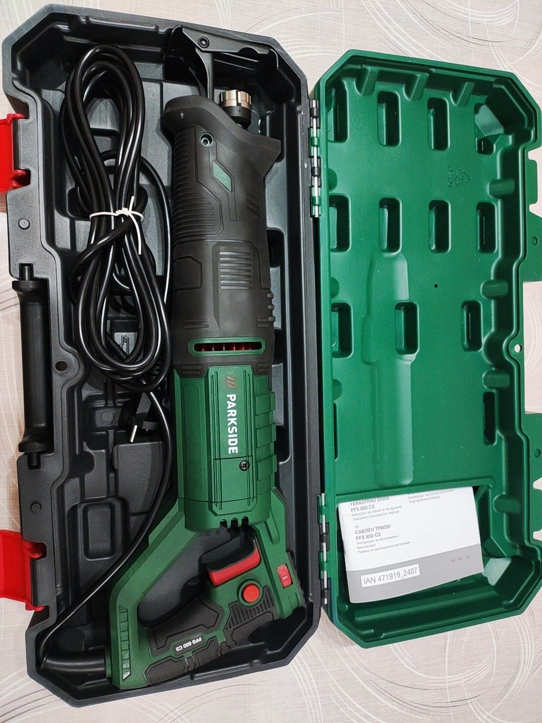Саблен трион Parkside PFS 850 C3