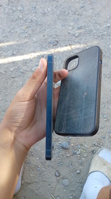 Iphone 13 черный..