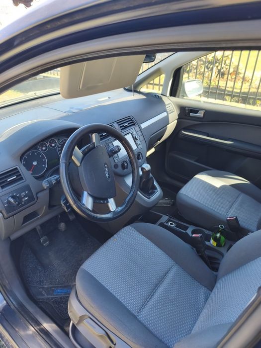 Vând Ford c max 1.6 benzina