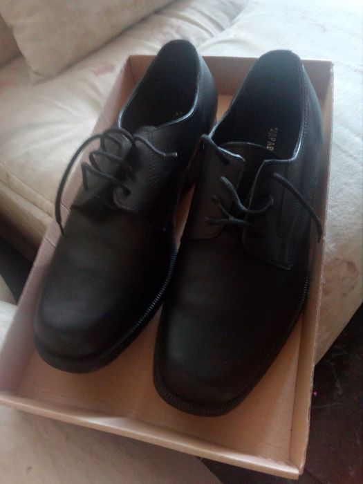 мъжки официални кожени обувки номер 40