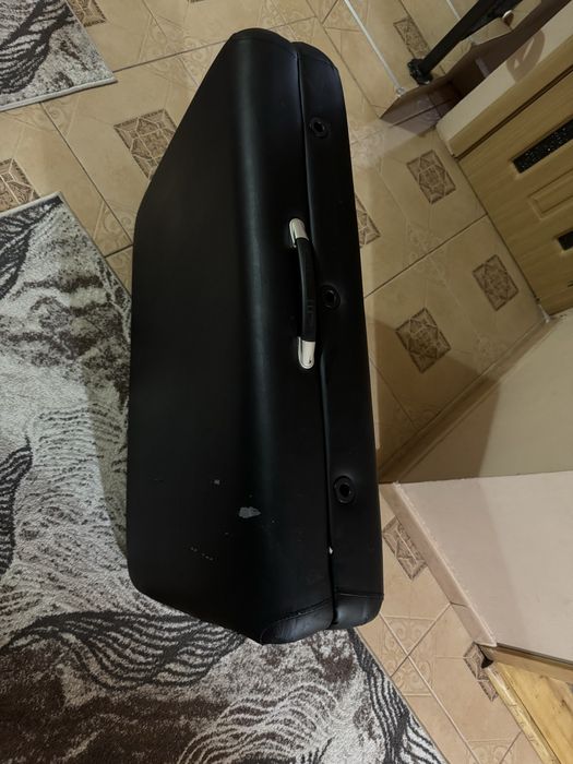 Pat pentru masaj sau gene