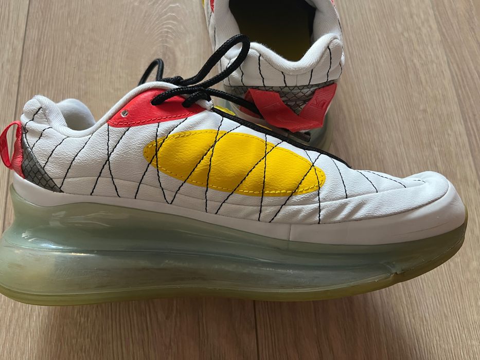 Маратонки Air Max 720-818