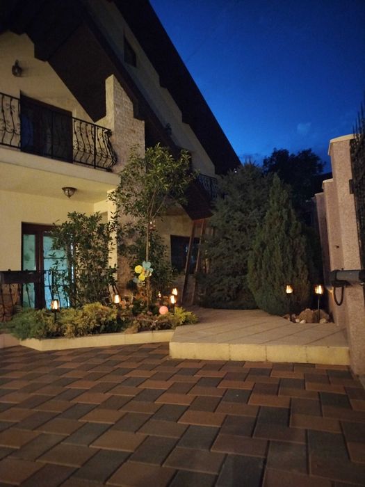 Casa. vila, clădire de vânzare 427 Iași, Lunca Cetatuii