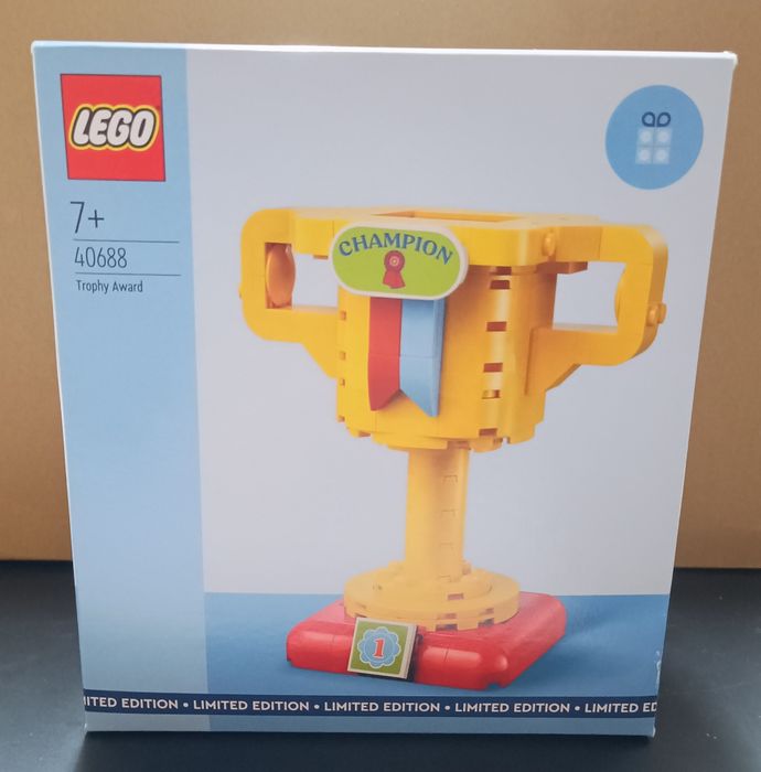 Lego Trophy Award 40688 limited edition