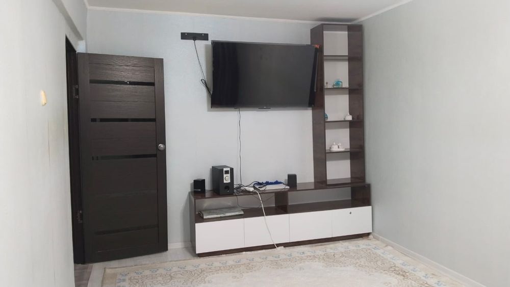 Продам квартиру трёхкомнатную