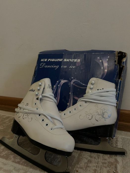 Коньки для фигурного катания