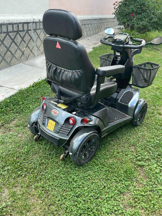 Carucior/scuter/carut Electric Handicap/persoane cu Dizabilitati