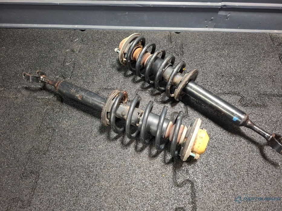 Set arcuri cu amortizoare fata VOLKSWAGEN PASSAT Variant 3B6 2000 - 2005 TDI AVB 3B0413031AB