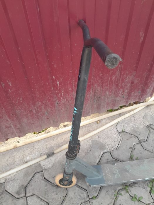 Трюковой самокат XAOS