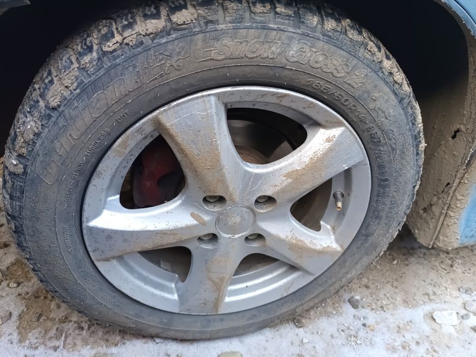 185.60 р14 . Зимние колеса .на ваз