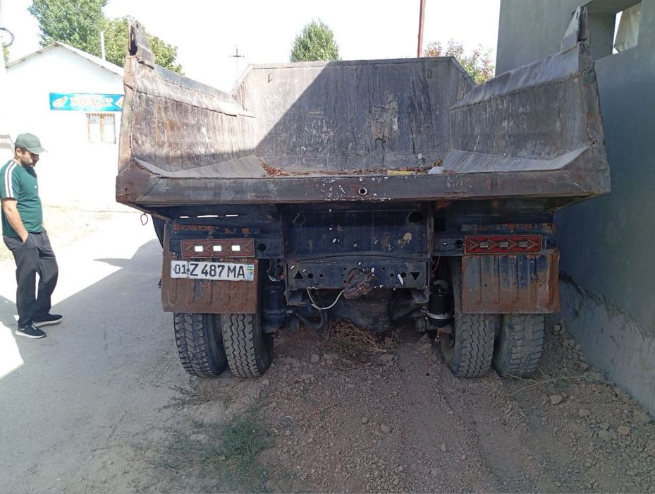 Kamaz sotiladi srochno