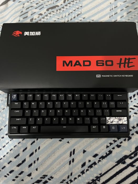 Магнитная клавиатура