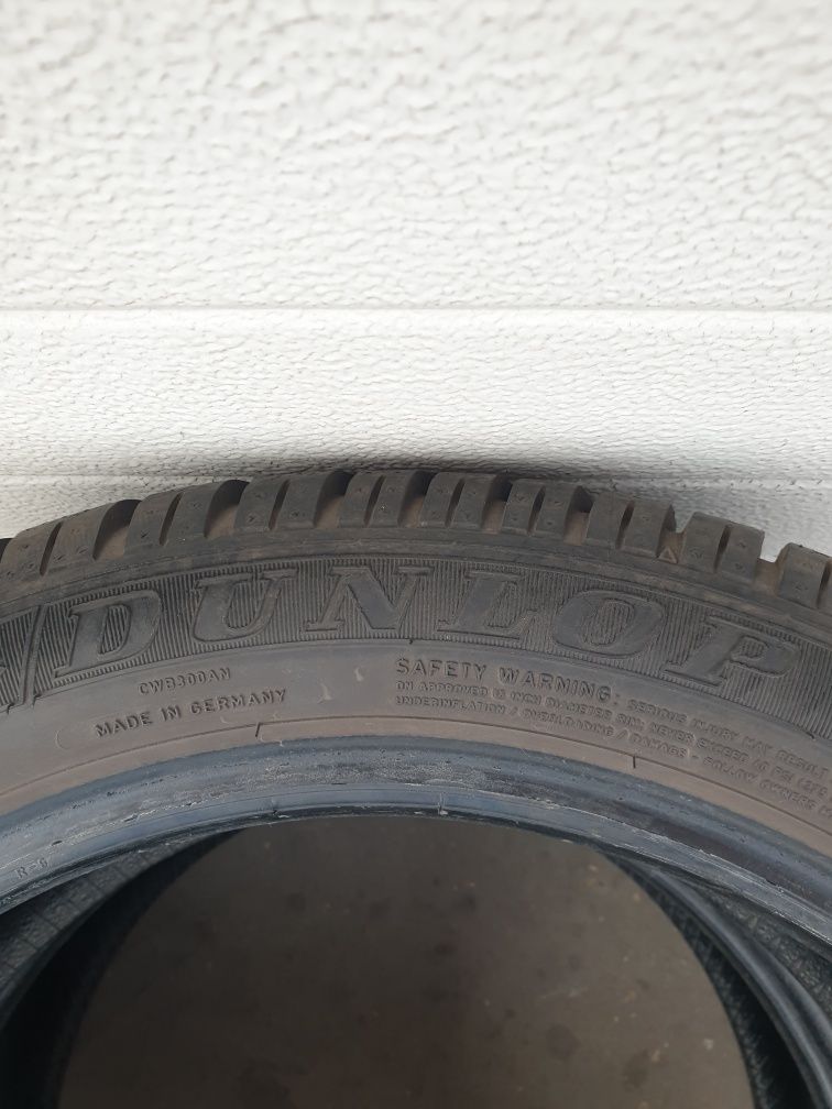 Зимни гуми 2 броя DUNLOP SpWinterSport 3D 195 50 R16 дот 0816