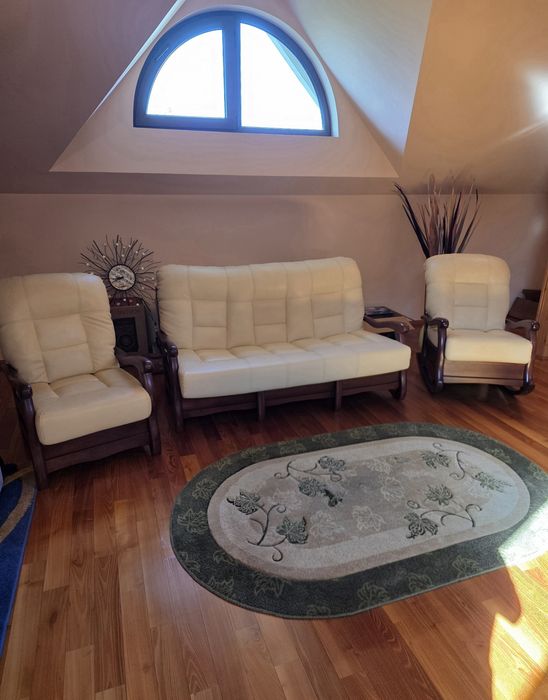 Set canapea extensibila si fotolii Roma, lemn masiv - ca nou