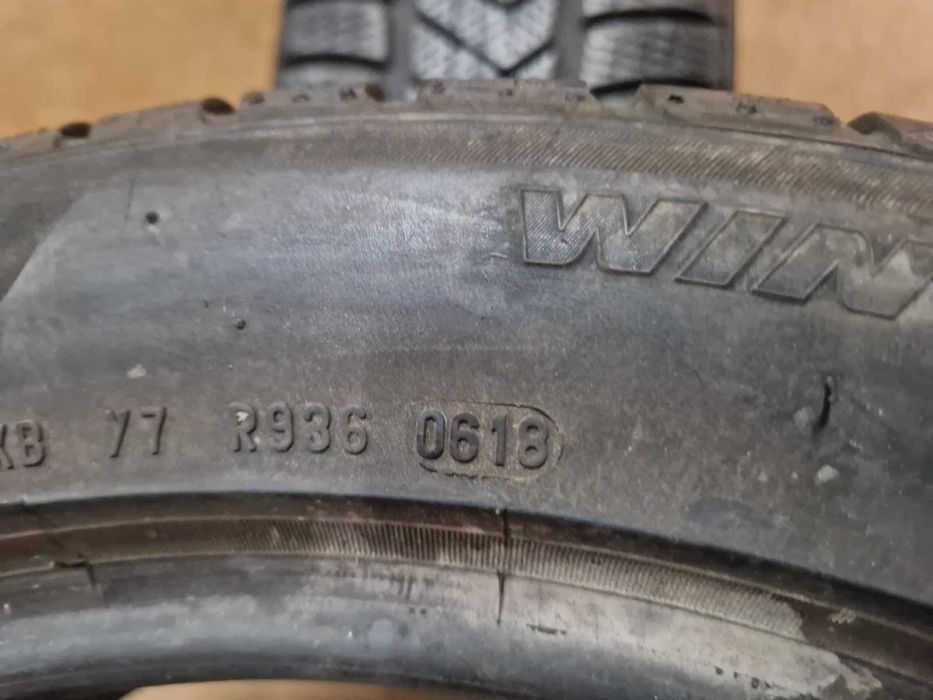 2 Pirelli R18 225/50
зимни гуми
DOT0618