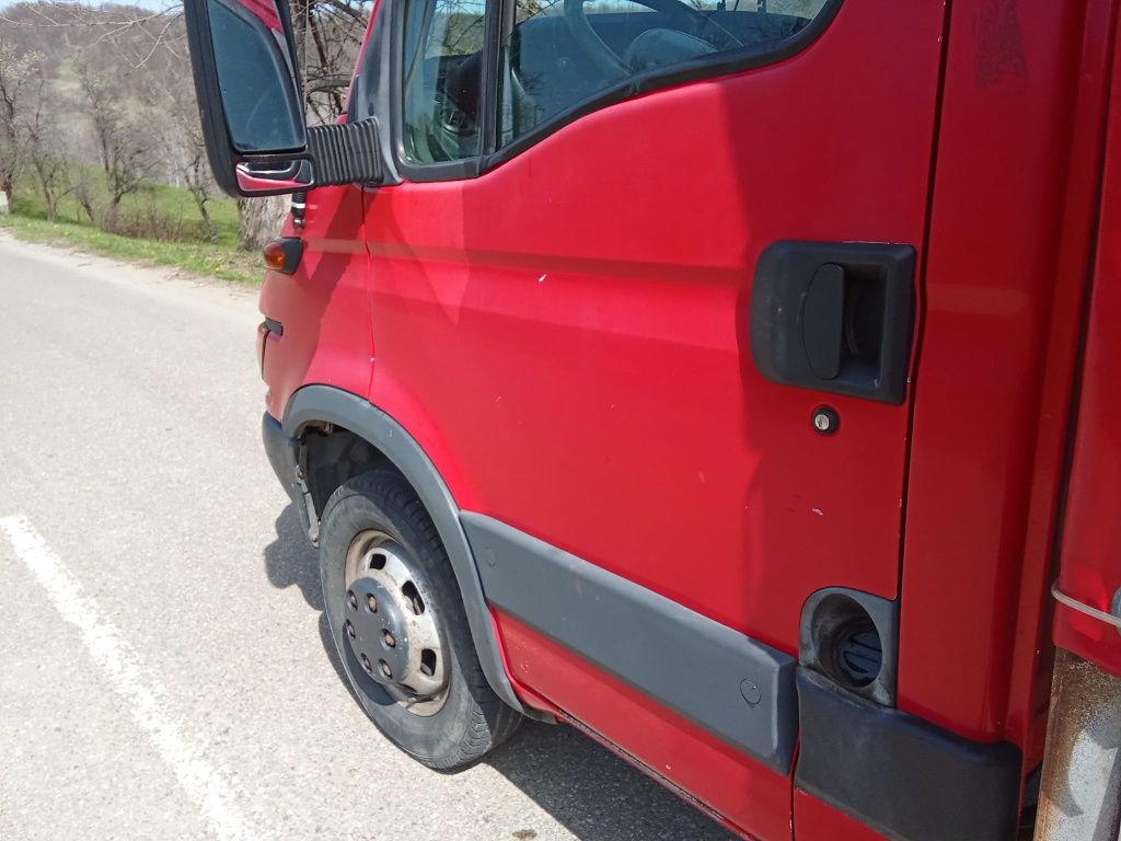Vand sau schimb Iveco Daily 3.5T