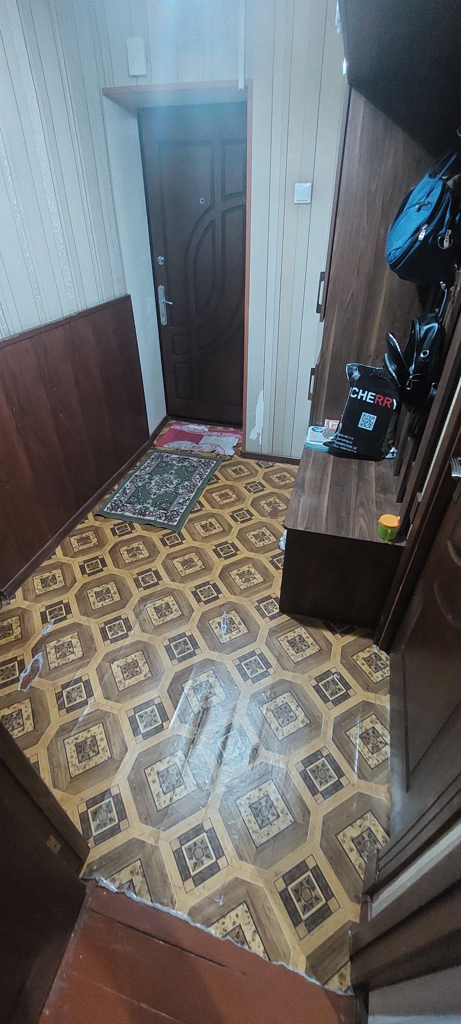 Срочно Продаётся Своя 3 Комнатная Квартира