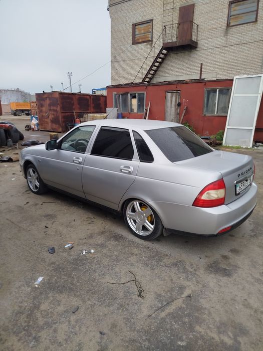 Продам приору 12год в хорошем состоянии, возможно обмен