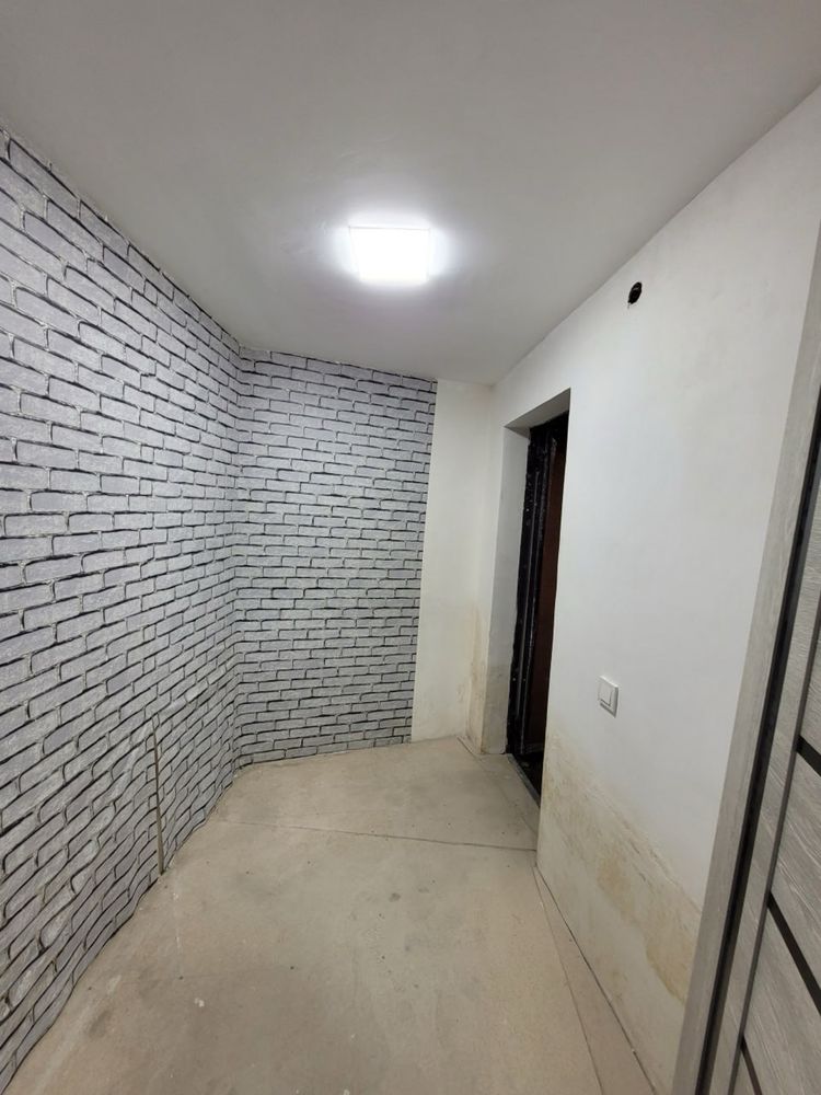Продам домик 2 комнаты Метро Дустлик