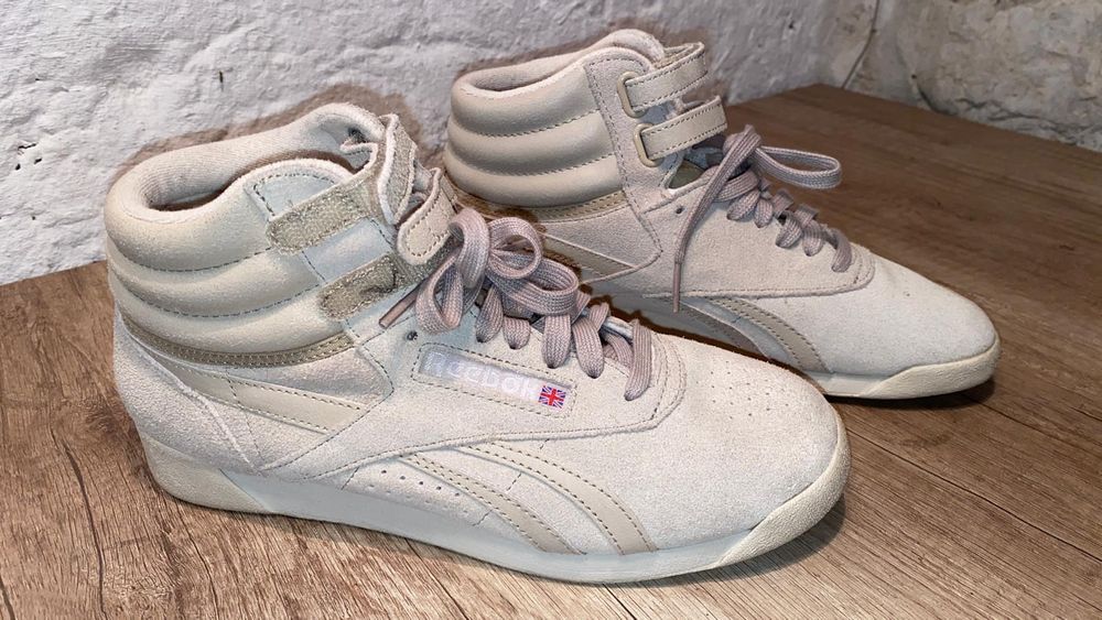 Дамски маратонки Reebok Classic HI 38