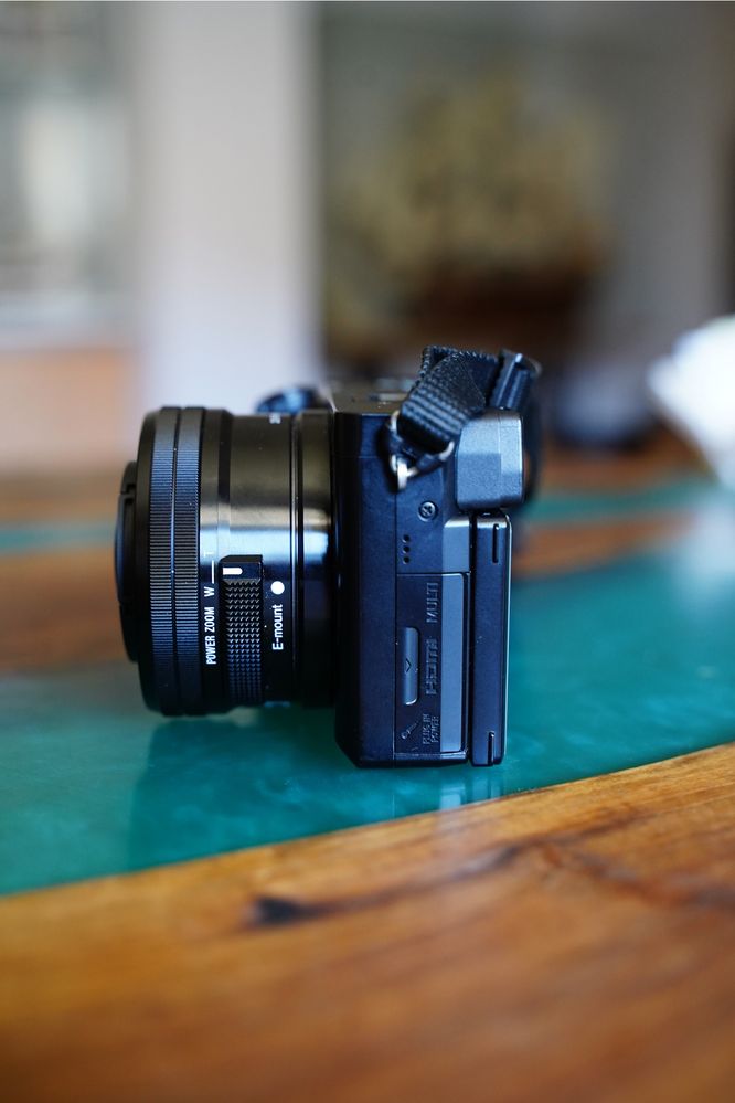 Sony a6100 с китов обектив