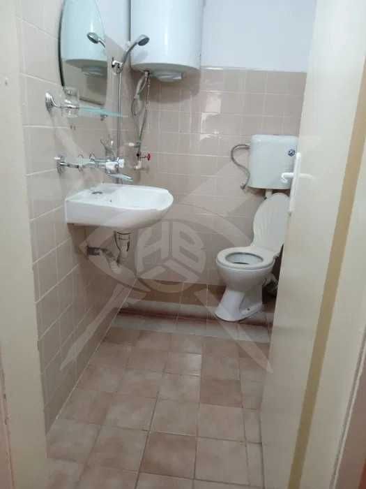 Дава се под наем Двустаен апартамент в Варна, Център - 55 кв.м за 350 € - Снимка #4