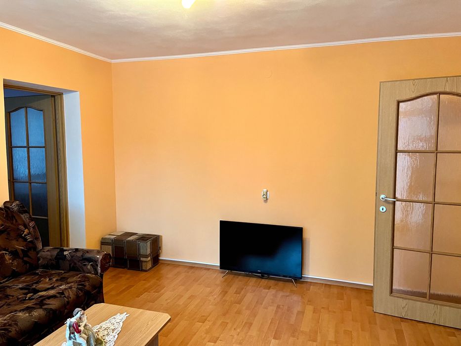 Vand apartament 2 camere Alesd