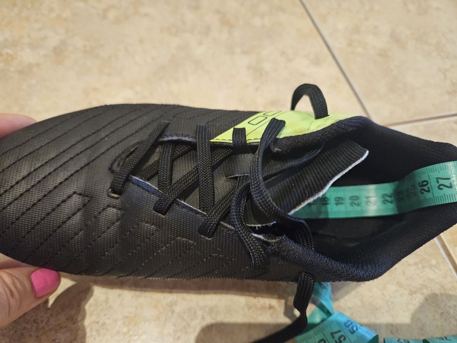 Pantofi sport cu crampoane baieti