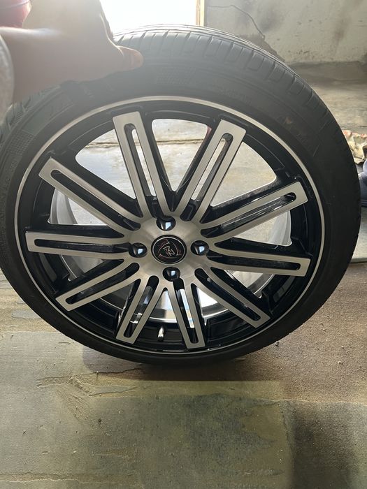 Диски R17 с резиной 205/40 Новые