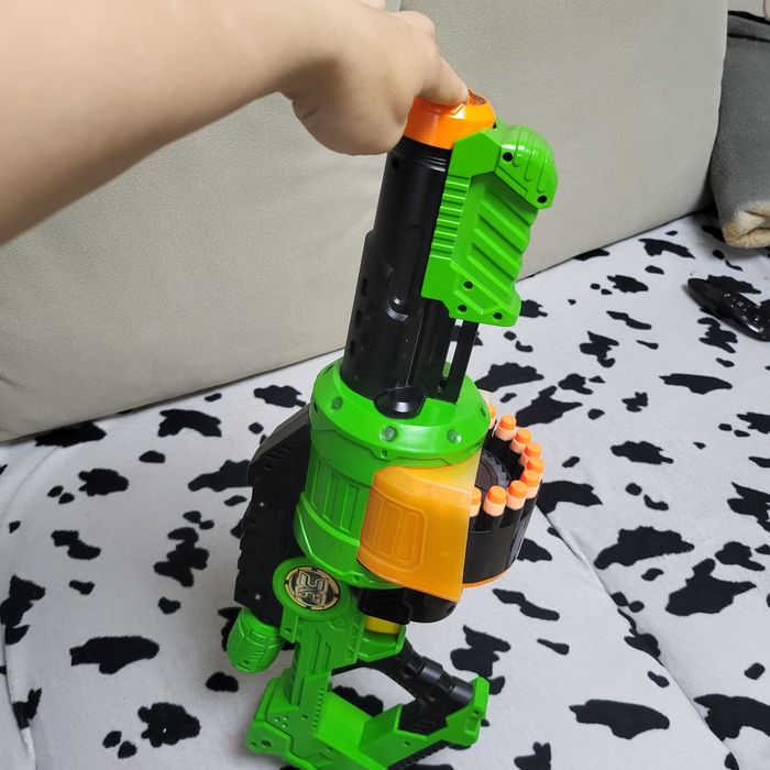 Бластер автомат с мягкими пулями