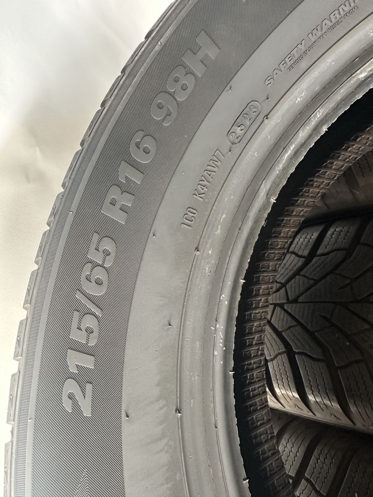 215/65/16 Kumho dot23